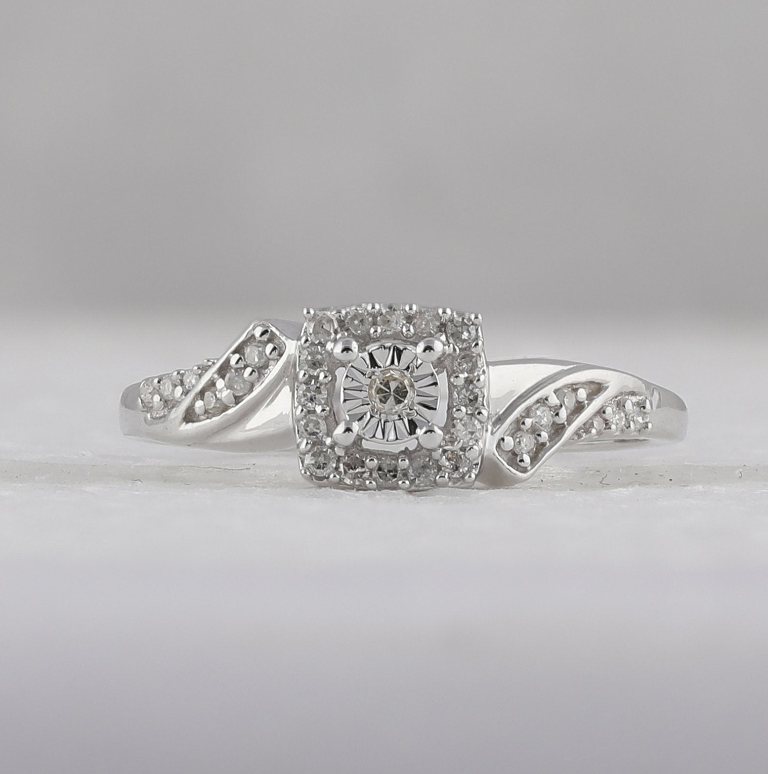 Sterling Silver Womens Round Diamond Square Ring 1/6 Cttw